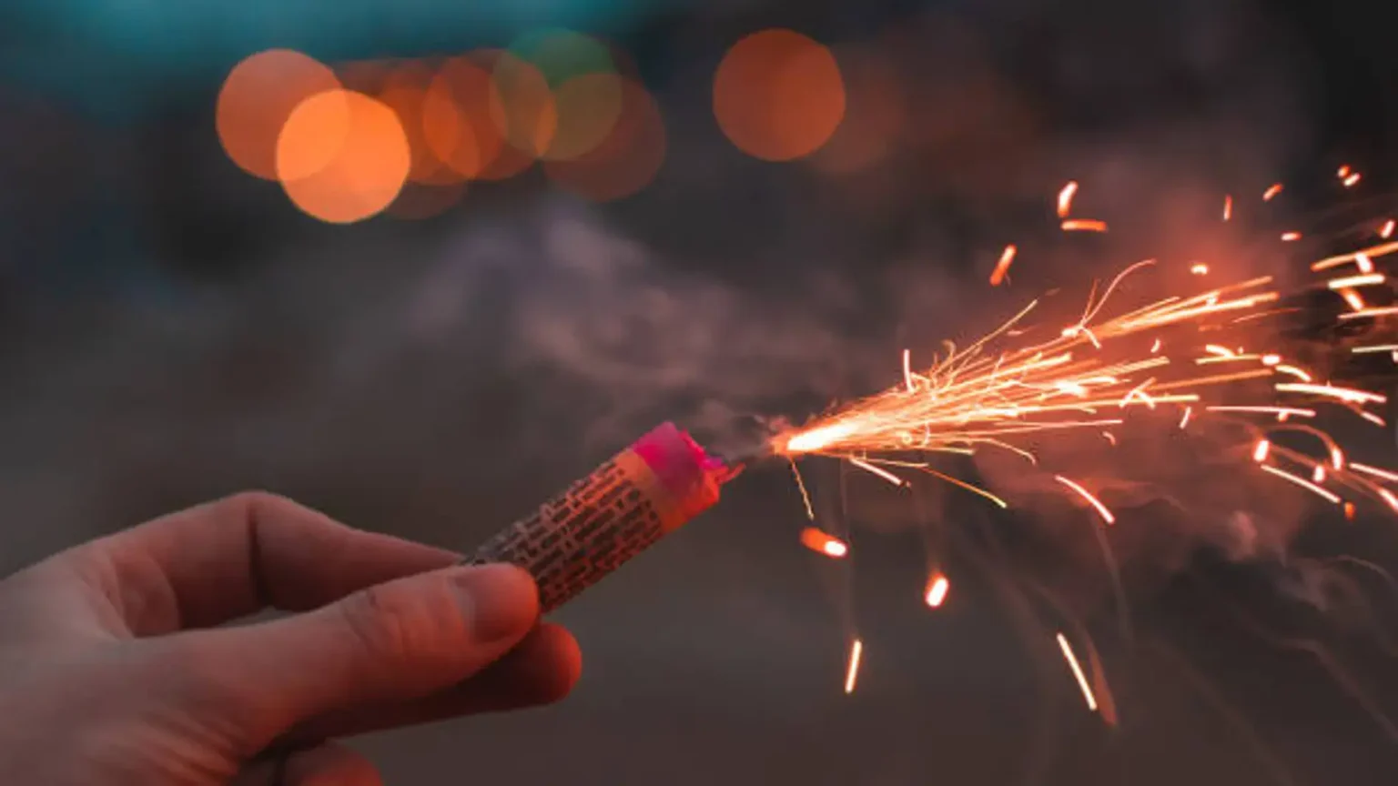 Interdiction des pétards dans les lieux publics pour une Nochevieja en toute sécurité.