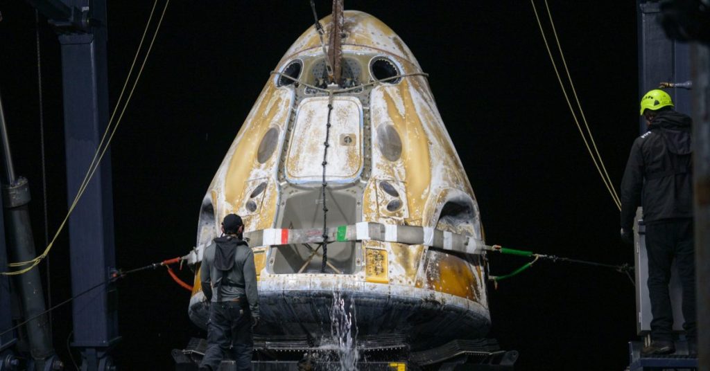 SpaceX Crew-11 : retour réussi après une évacuation médicale de l’équipage et ses implications pour l’avenir spatial SpaceX Crew-11 : retour réussi après une évacuation médicale de l'équipage et ses implications pour l'avenir spatial