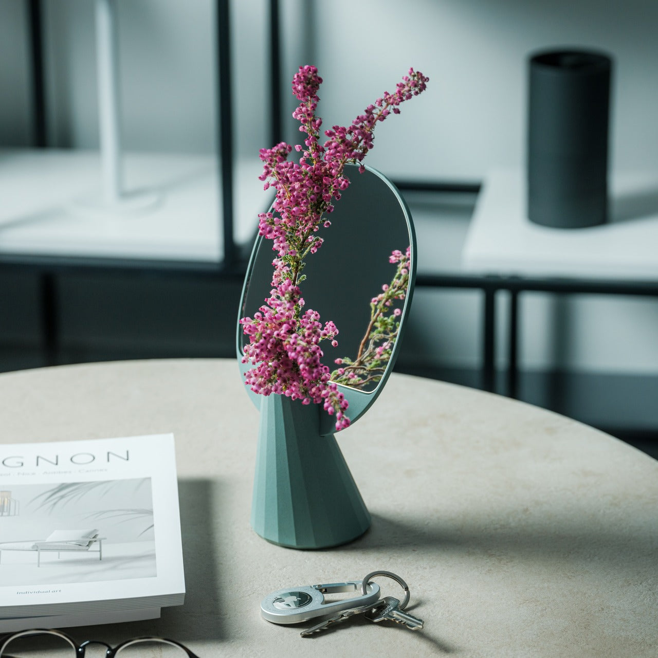 JewelVase Mirror Stand