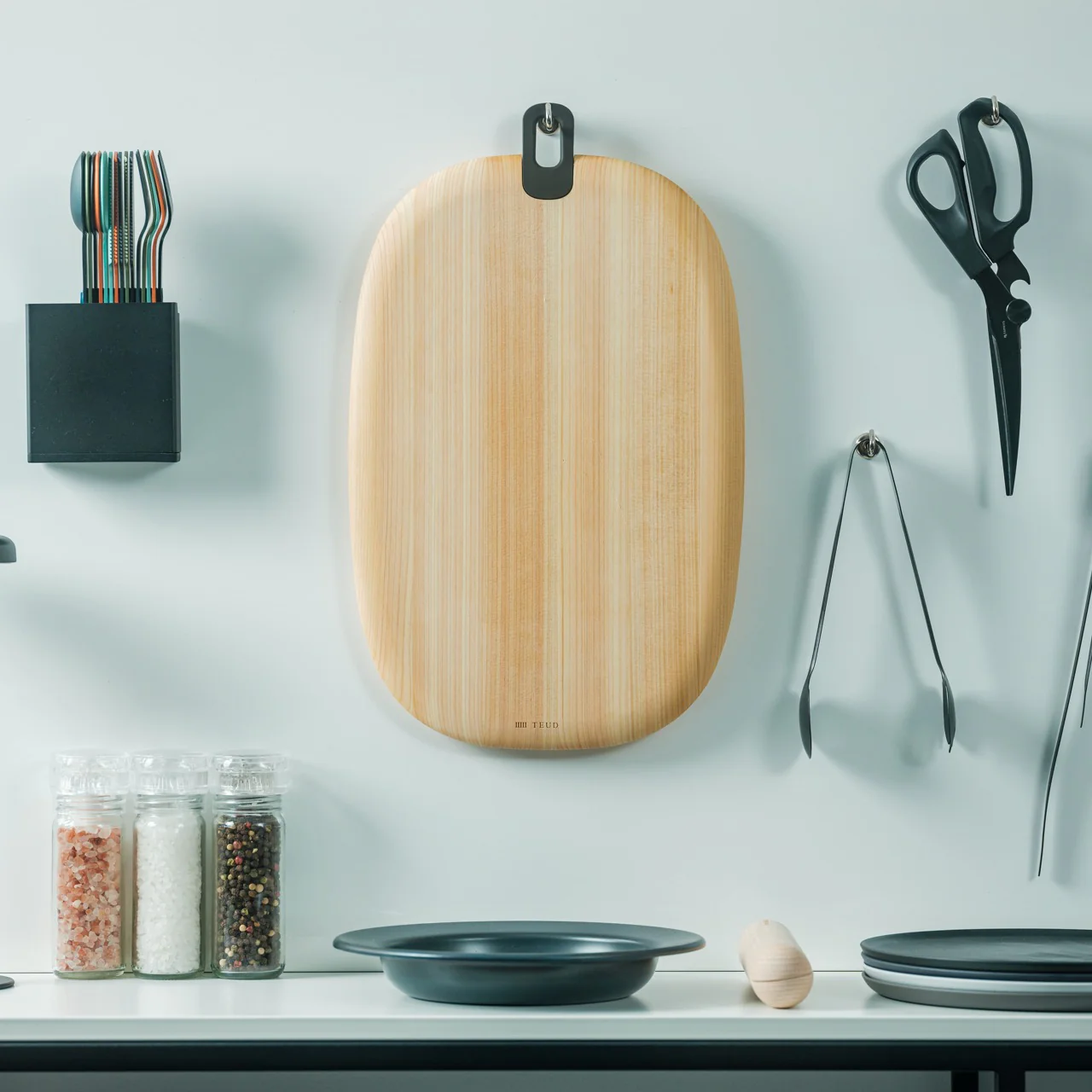 Planche à Découper Essentielle en Hinoki