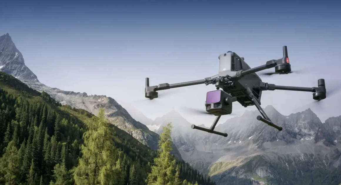 Nouvelle mise à jour du firmware DJI Matrice 400 : amélioration de la fiabilité LiDAR et des batteries