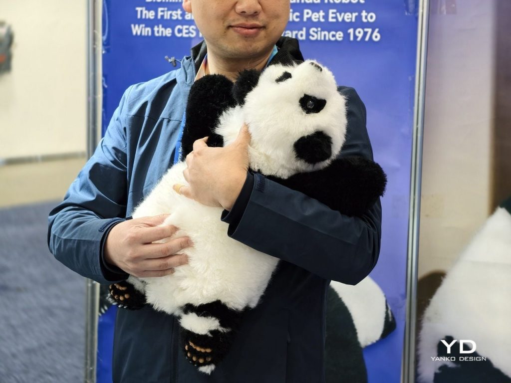 Découvrez An’An : Le Panda en Laine Biomimétique de CES 2026 qui Répond à Vos Étreintes !
