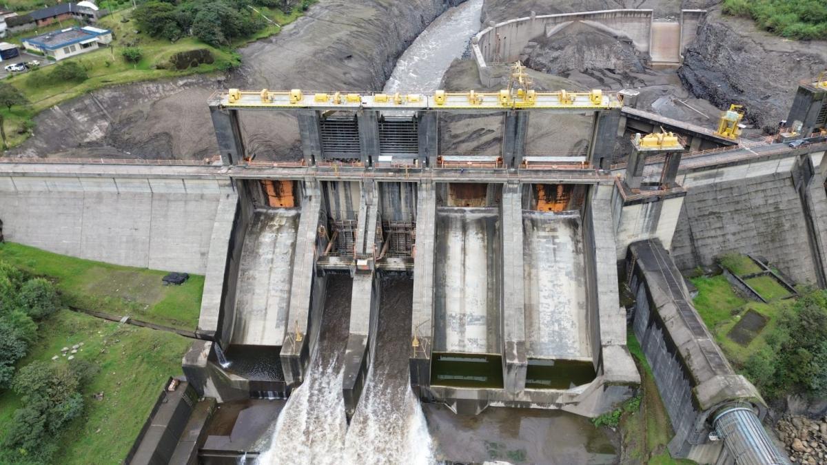 Central hidroeléctrica y sistema eléctrico