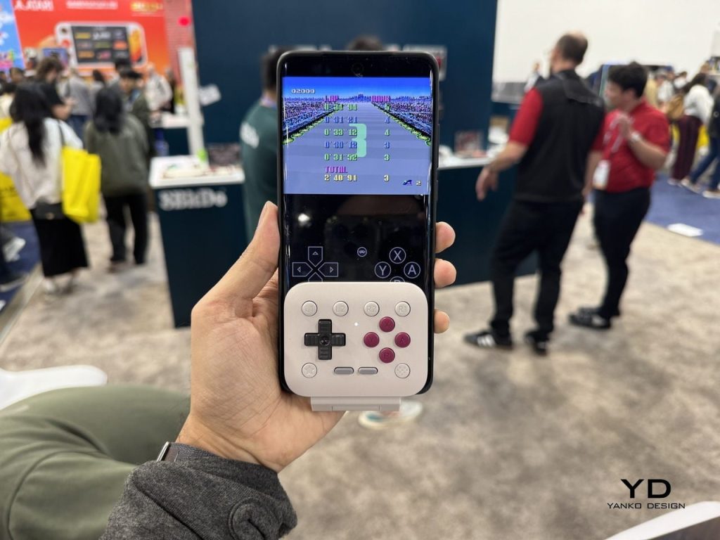 Transformez votre expérience de jeu : 8BitDo FlipPad, le contrôleur idéal pour les jeux en mode portrait sur Android et iOS !
