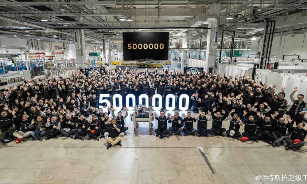 Tesla Giga Shanghai atteint 5 millions d’unités de propulsion électrique : un jalon impressionnant pour l’innovation durable