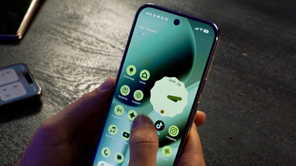 découvrez google maps avec une interface épurée qui simplifie et allège l'affichage pour une navigation plus fluide et agréable.