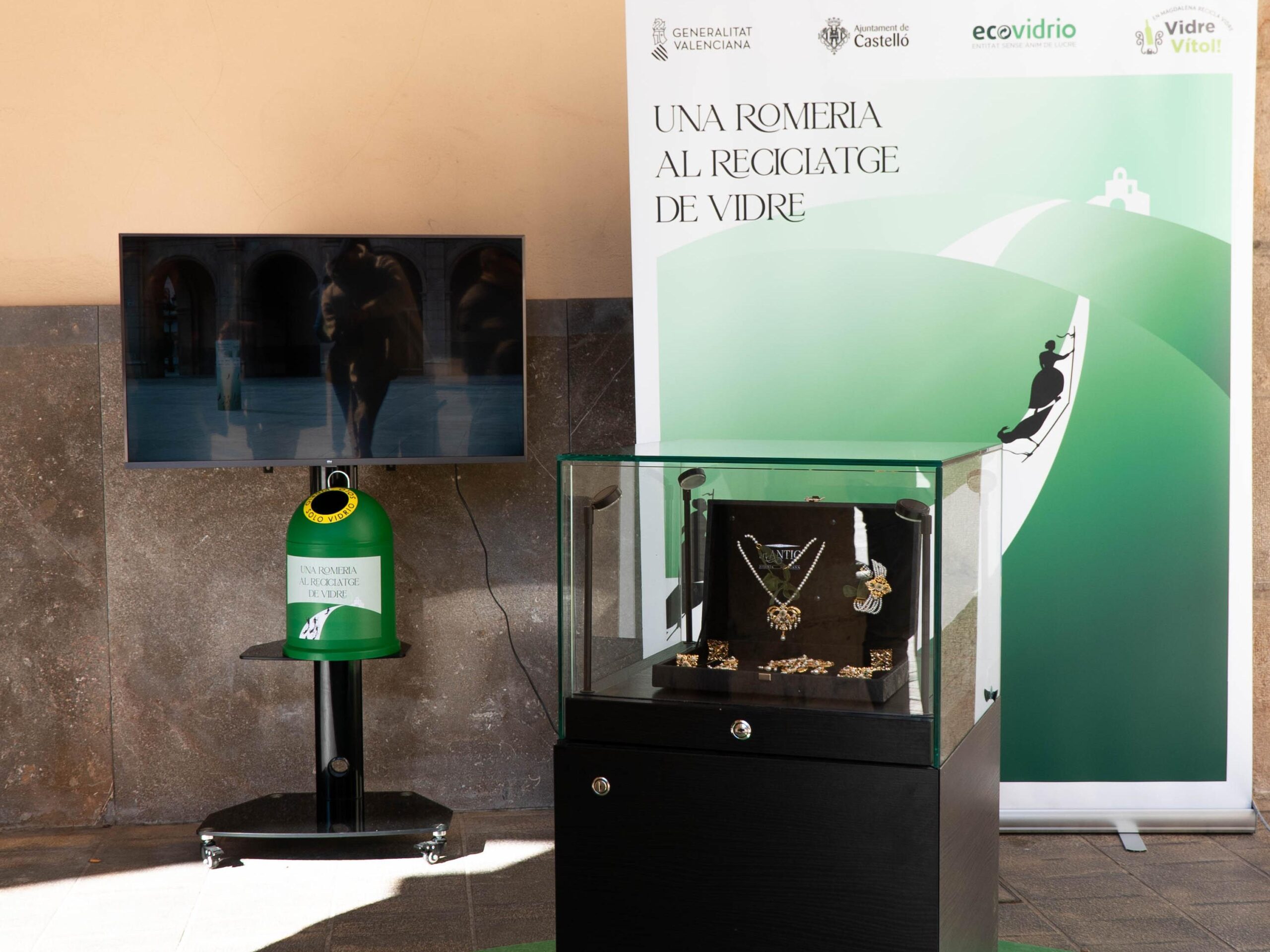 Reciclage de verre lors des fêtes de la Magdalena à Castellón