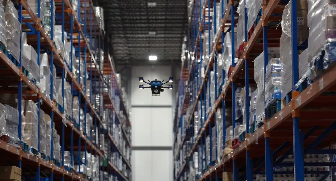 Corvus Robotics dévoile son système de drones innovant pour optimiser les entrepôts frigorifiques