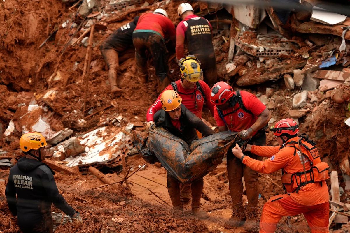Dommages causés par des inondations à Minas Gerais