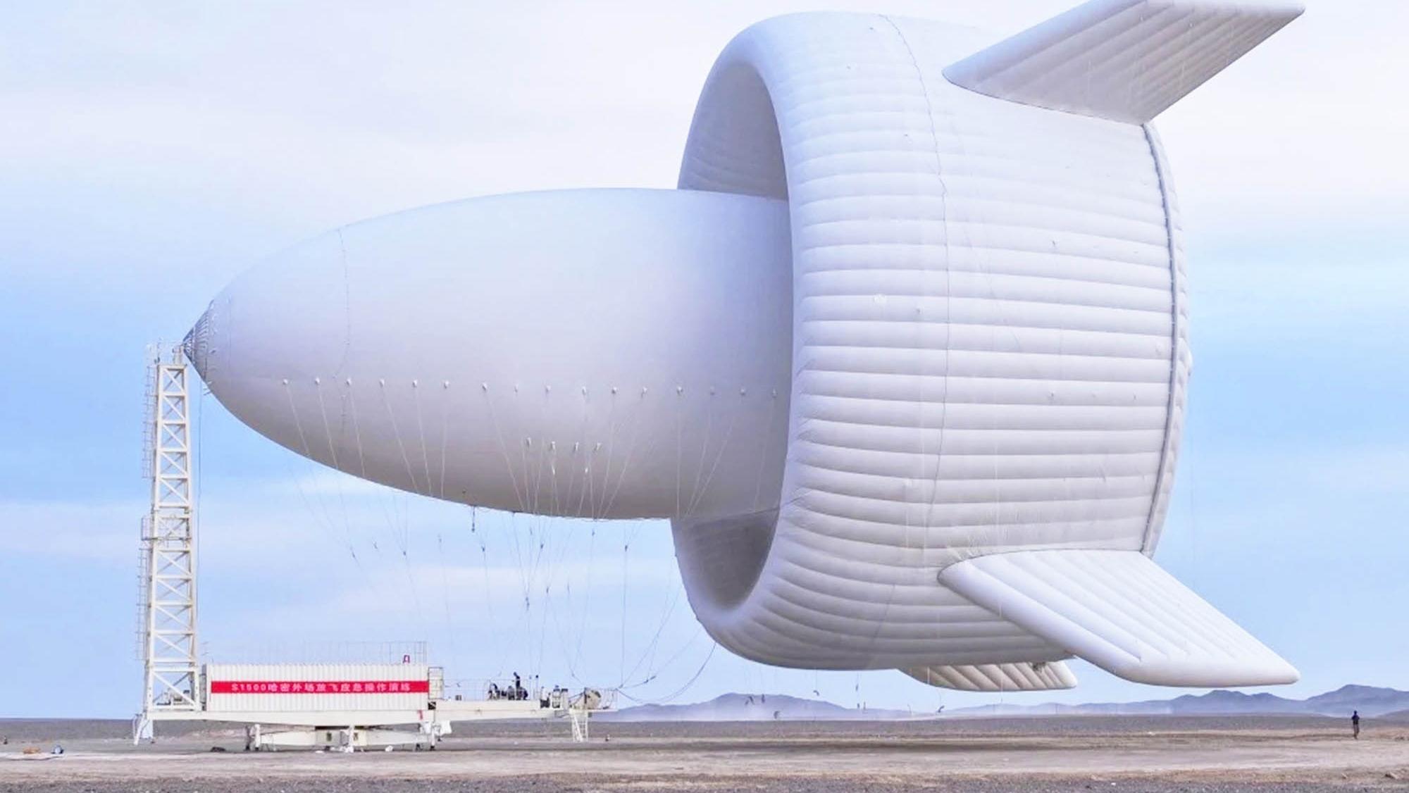 turbina eolica flotante en el mar
