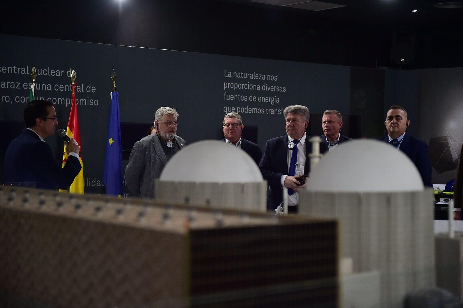 Vue générale de la centrale nucléaire Almaraz