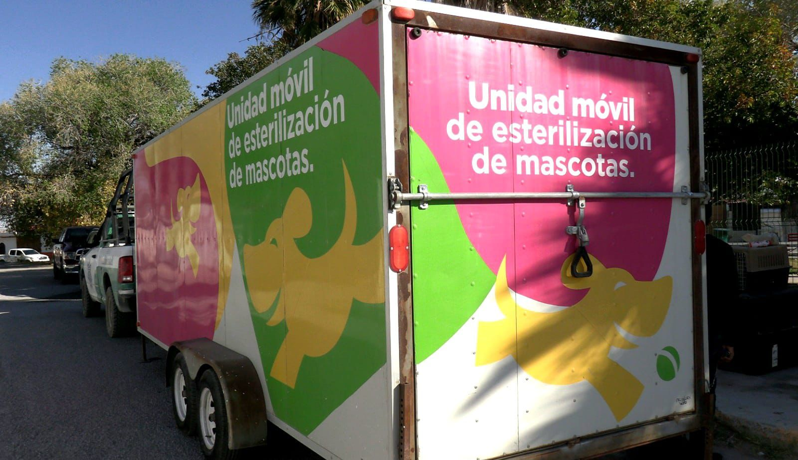 Unité mobile de stérilisation vétérinaire