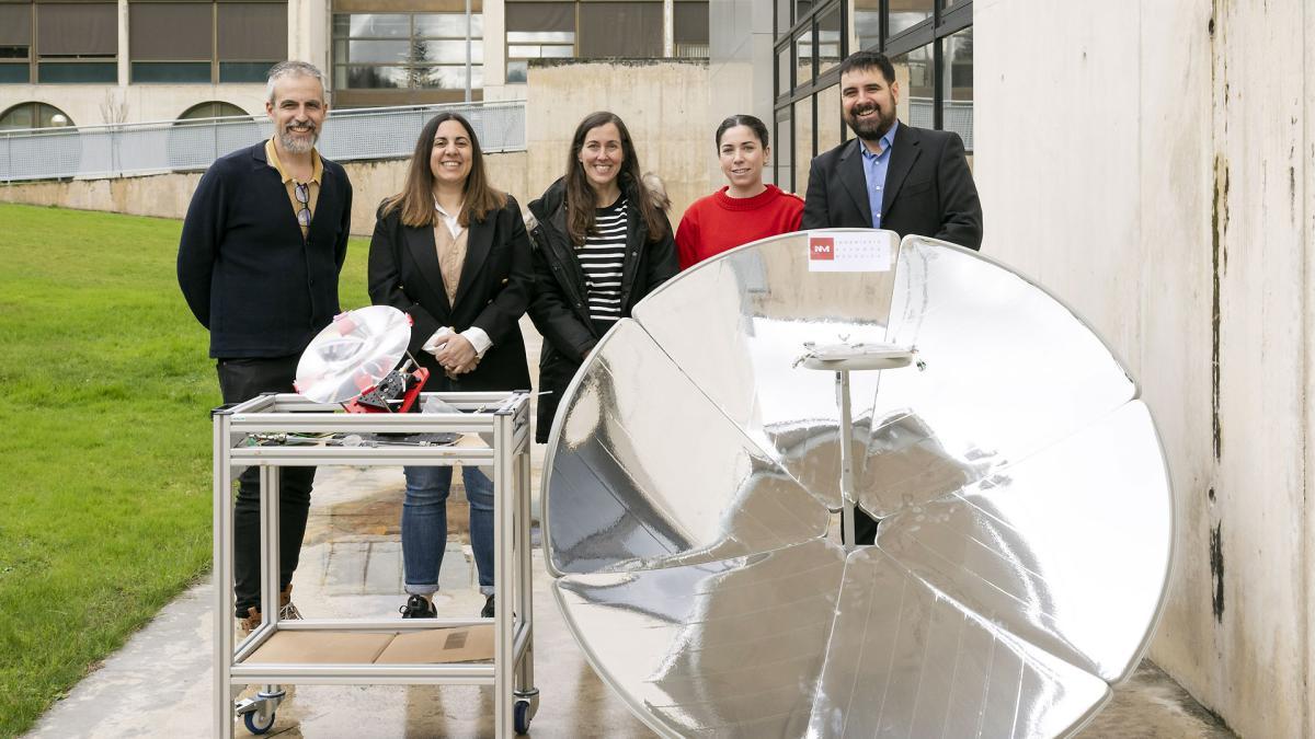 Technologies pour transformer la lumière solaire et le CO₂ en combustibles synthétiques renouvelables Technologies pour transformer la lumière solaire et le CO₂ en combustibles synthétiques renouvelables