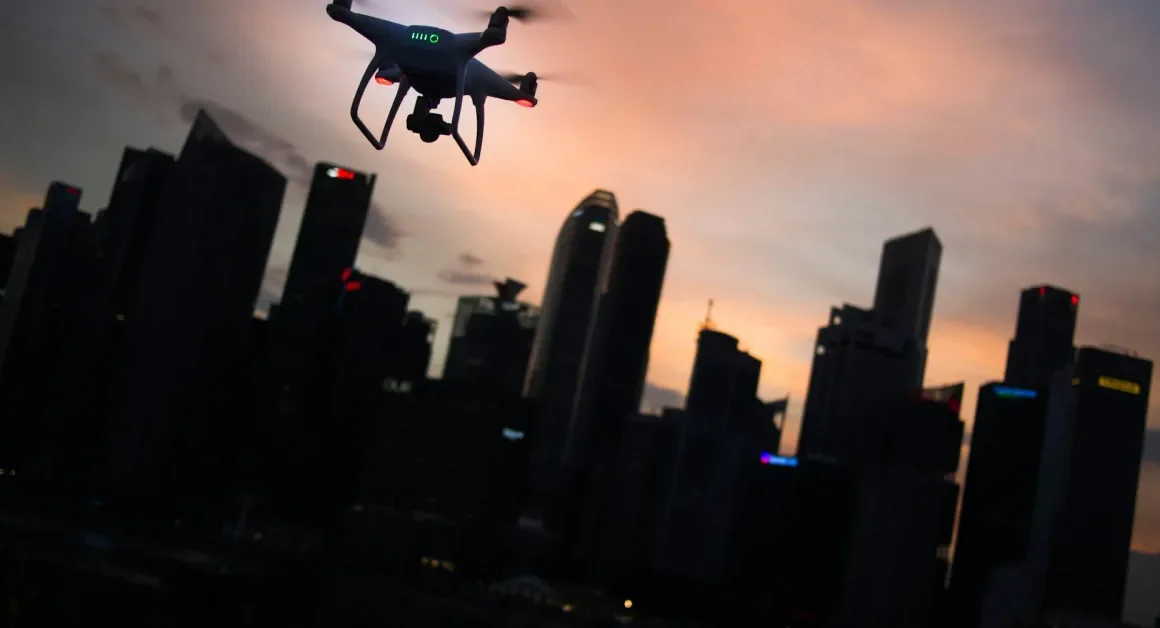 Une ville californienne investit jusqu'à 640 000 € dans des drones de police Skydio