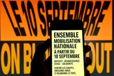 conflit tesla en suède : le soutien du syndicat uaw intensifie la pression syndicale pour de meilleures conditions de travail.