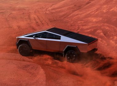 découvrez la nouvelle date de livraison retardée du cybertruck tesla et les raisons de ce délai. restez informé des dernières mises à jour sur ce véhicule électrique innovant.