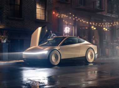 elon musk confirme les échéances de livraison du cybercab tesla, offrant un aperçu des dates clés pour ce véhicule innovant et attendu.