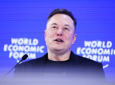 découvrez l'influence d'elon musk sur l'industrie tech en 2026 et comment ses innovations révolutionnent le secteur technologique.