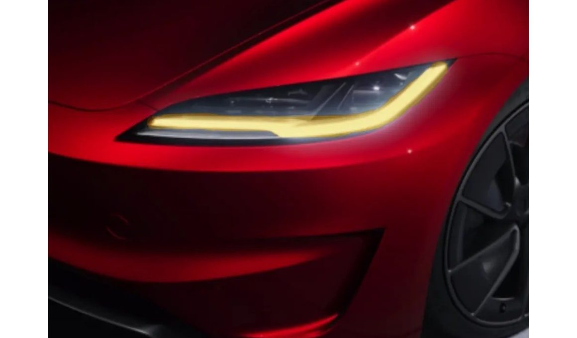 découvrez la mise à jour innovante des phares tesla qui améliore la visibilité et la sécurité de conduite grâce à une technologie avancée et intelligente.