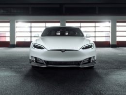 découvrez l'achat unique du full self-driving de tesla : profitez de la conduite autonome avancée pour une expérience innovante et sécurisée.