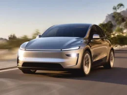 tesla dévoile une nouvelle fonction innovante pour le cybertruck, repoussant les limites de la technologie automobile électrique.