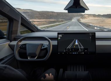 découvrez la nouvelle fonction révolutionnaire promise par elon musk pour tesla fsd, offrant une avancée majeure dans la conduite autonome.