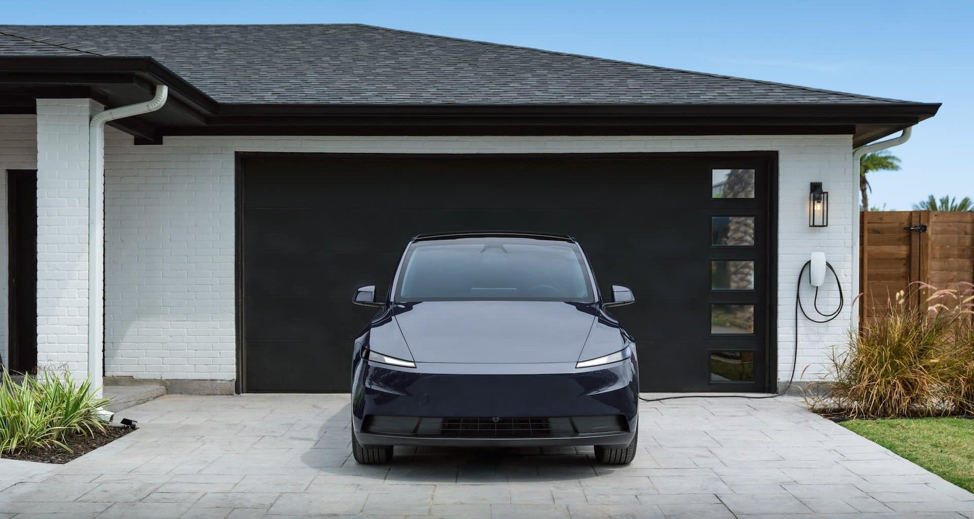 découvrez la nouvelle version abordable du tesla model y disponible aux états-unis, alliant performance et accessibilité pour tous les conducteurs.