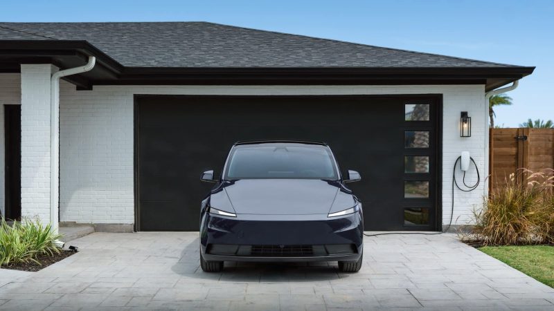 découvrez la nouvelle version abordable du tesla model y disponible aux états-unis, alliant performance et accessibilité pour tous les conducteurs.