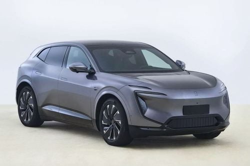 découvrez l'arrivée du tesla semi en europe dès l'année prochaine, une révolution dans le transport lourd électrique alliant performance et écologie.