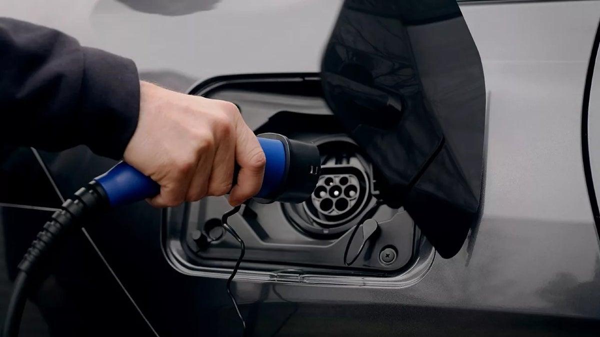 véhicules hybrides enchufables