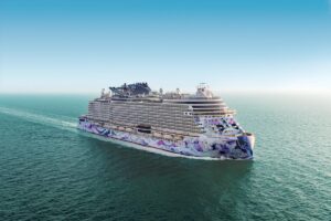 entrega del Norwegian Luna a Norwegian Cruise Line