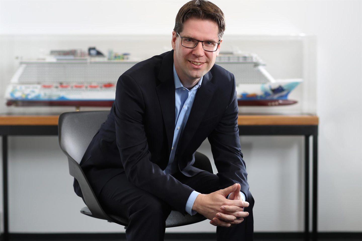 Barco Norwegian Luna durante su ceremonia de bautizo