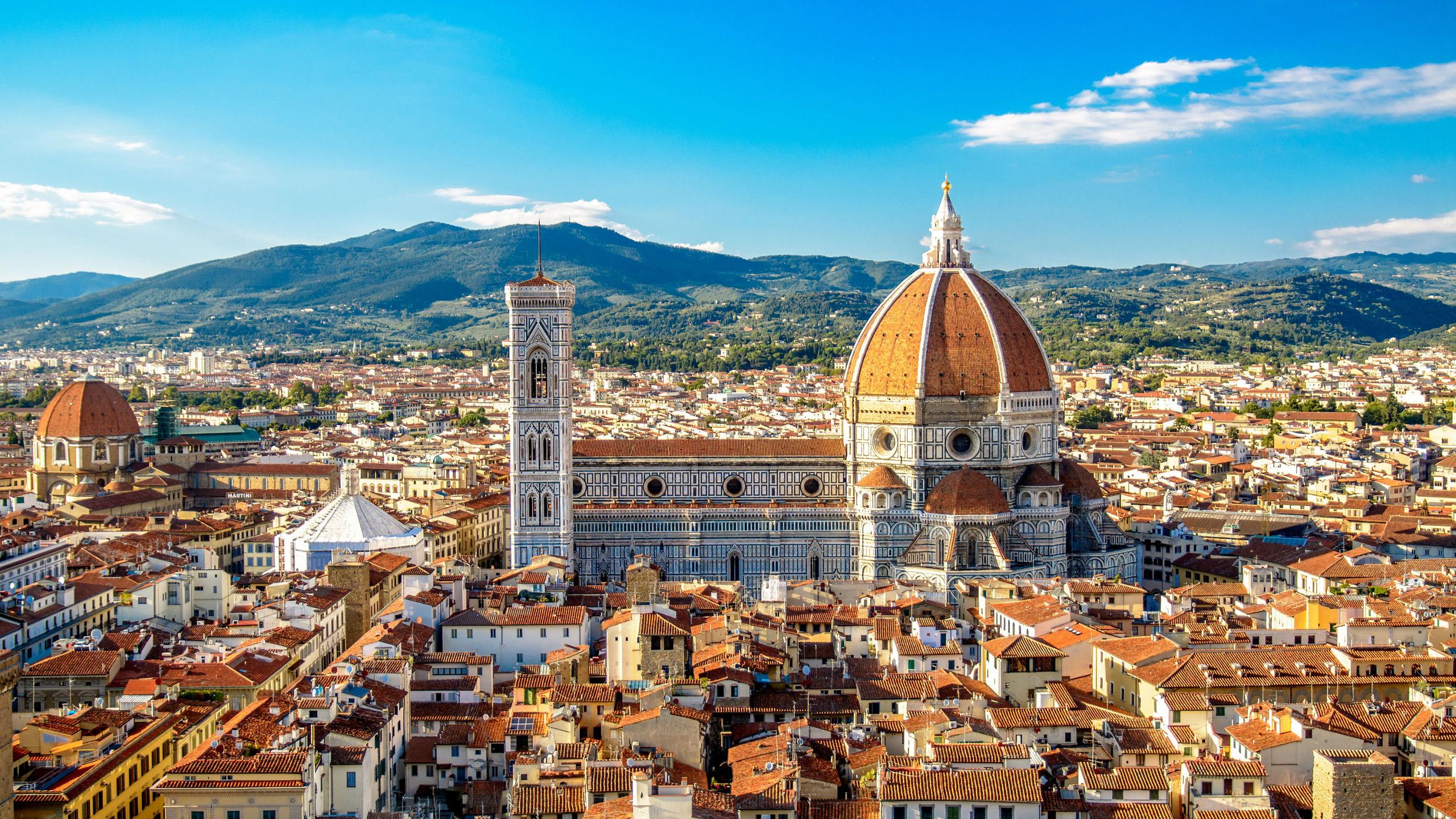 Navire Viking Sea naviguant en Méditerranée