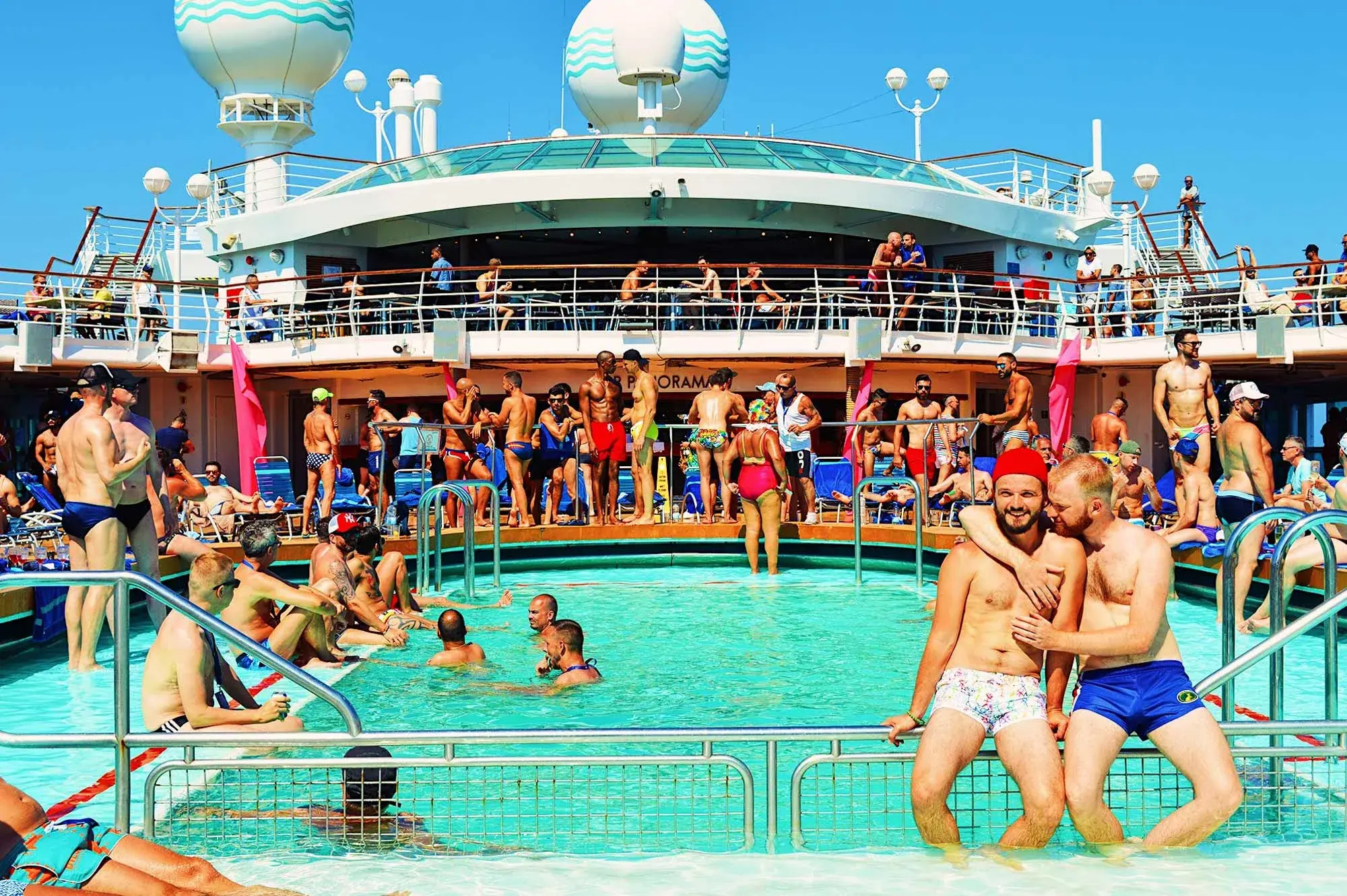 ambiente en crucero gay La Demence Europa